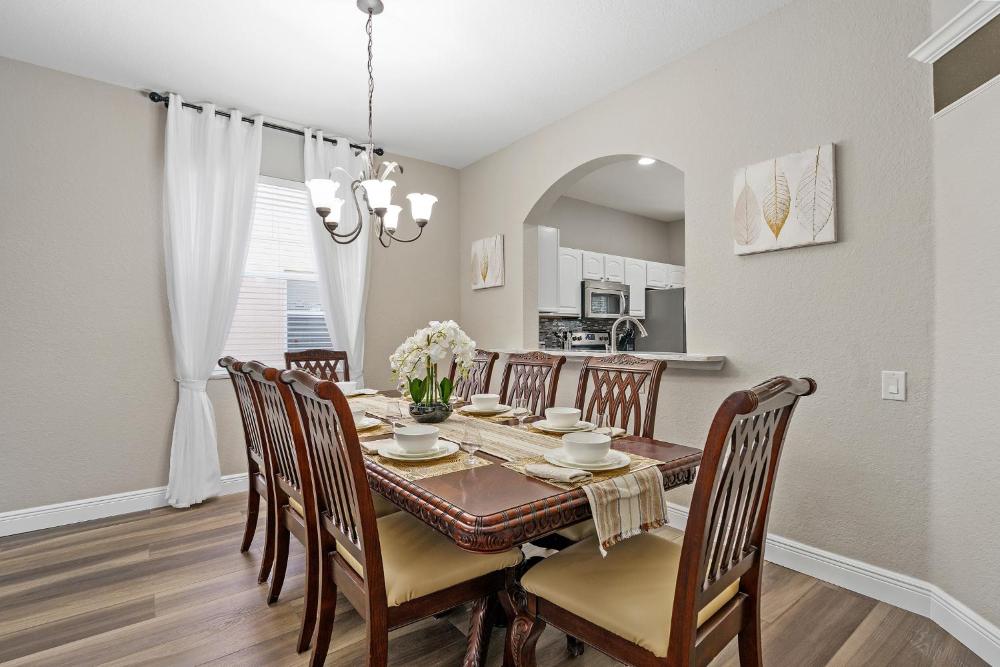 WindsorHills Villa Pool Resort Amenities Minutes to Disney